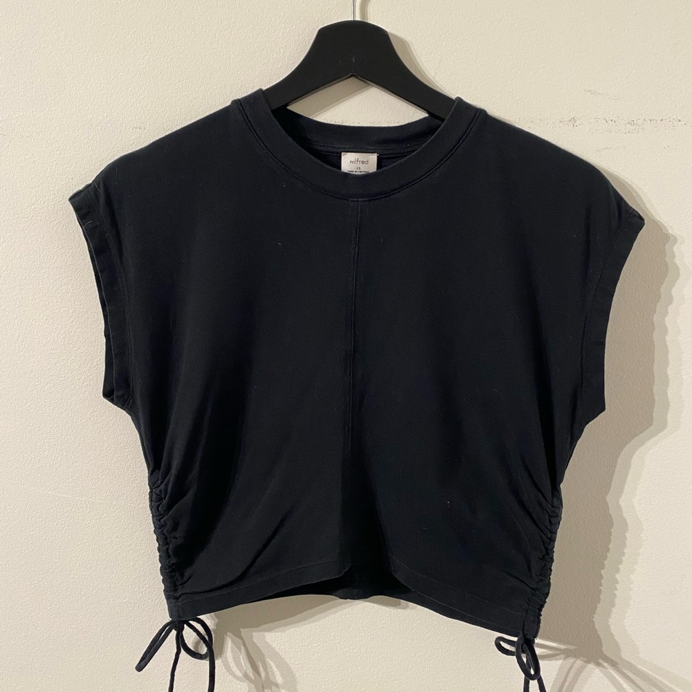 Aritzia Crop Top